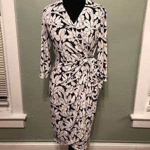 Liz Claiborne 3/4 sleeve wrap dress